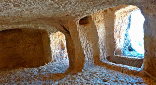 Les-Covetes-del-Moros-de-Bocairent